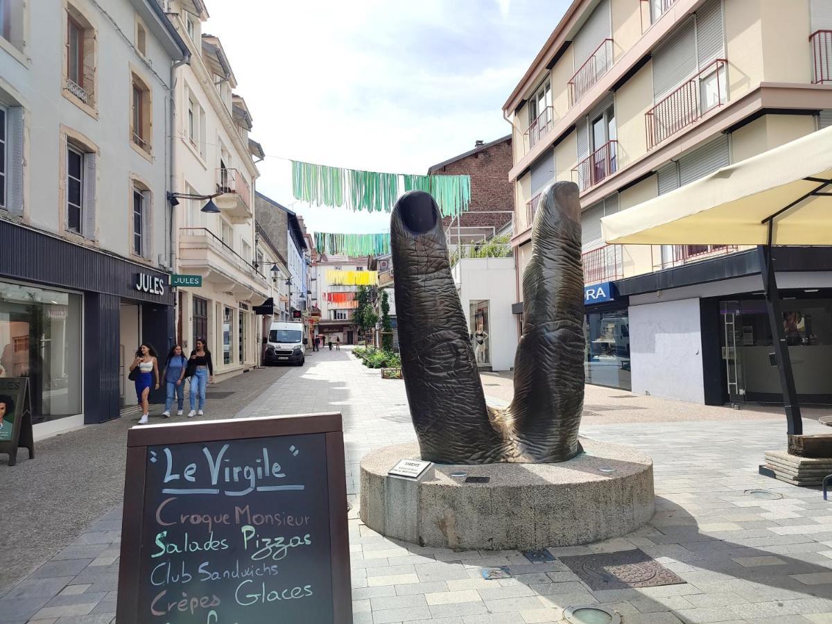 Апартаменты ⁂⁂ Epinal Hyper Centre / Rue Pietonne ! ⁂⁂ Экстерьер фото